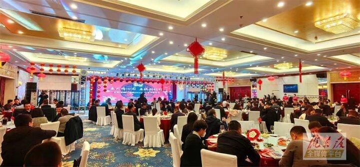 “畫(huà)大同心圓 啟航新征程”慶陽(yáng)市統(tǒng)一戰(zhàn)線2023年元宵節(jié)聯(lián)誼會(huì)舉行 黃澤元致辭